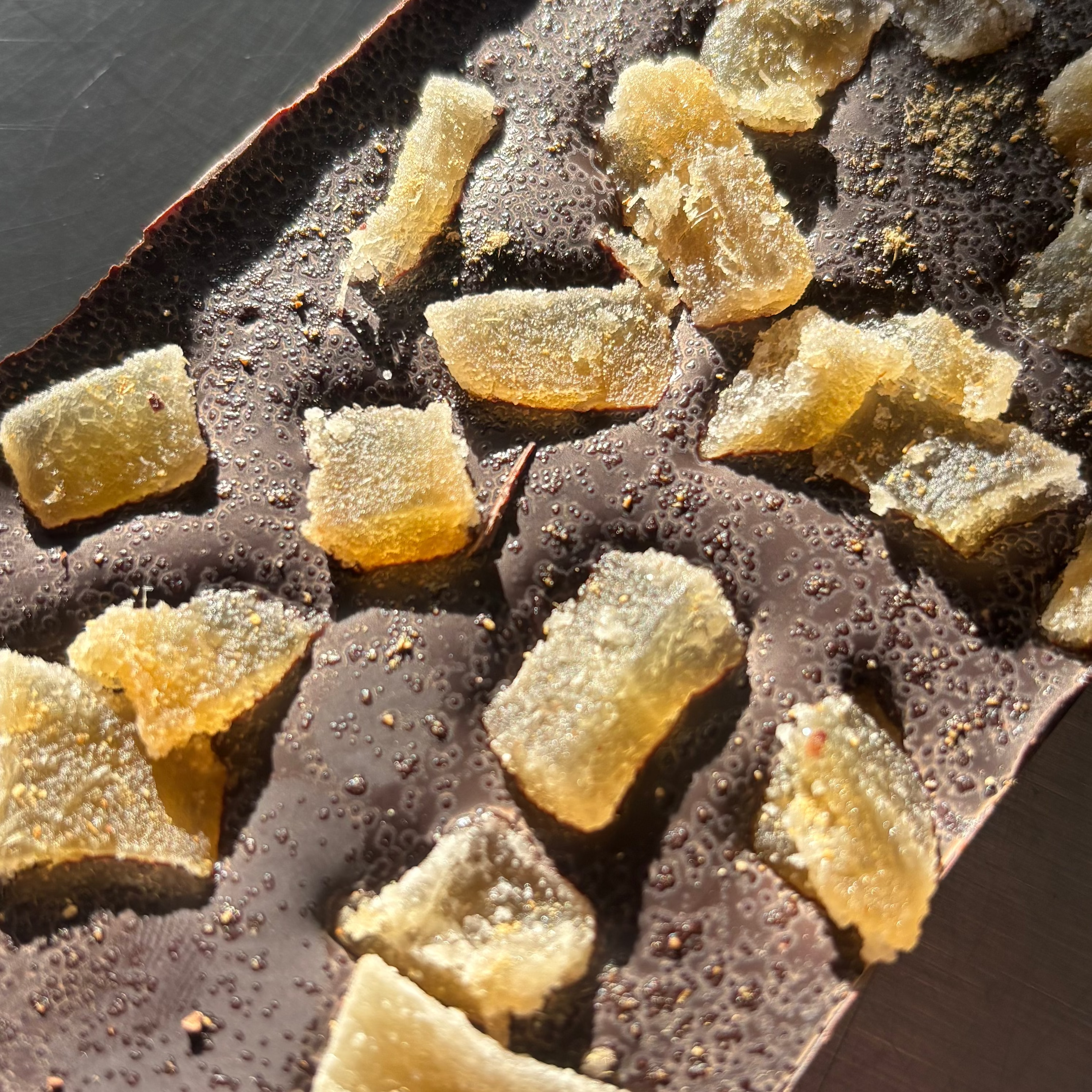 Dark 70% Crystallised Ginger 100g Bar (VE)